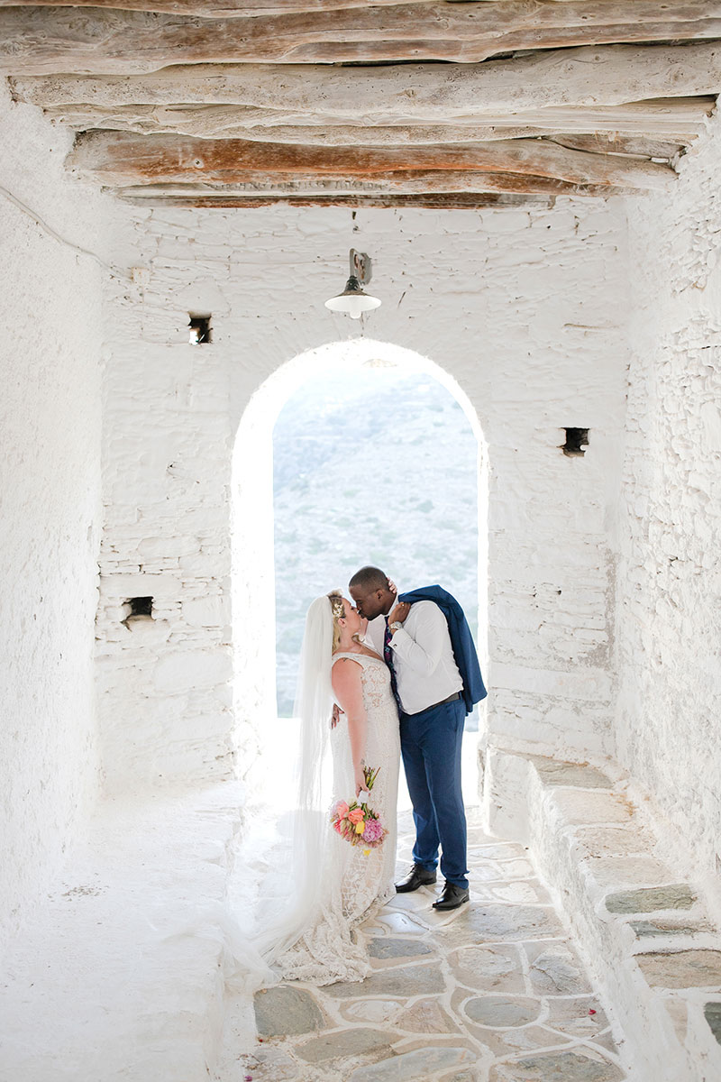 Lambert & Ειρήνη - Σίφνος : Real Wedding by Ilias Gatis Photography